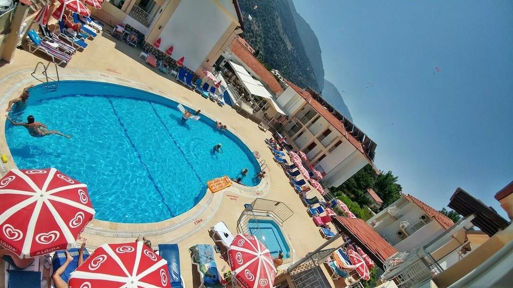 Karbel Beach Hotel Oludeniz Eksteriør bilde